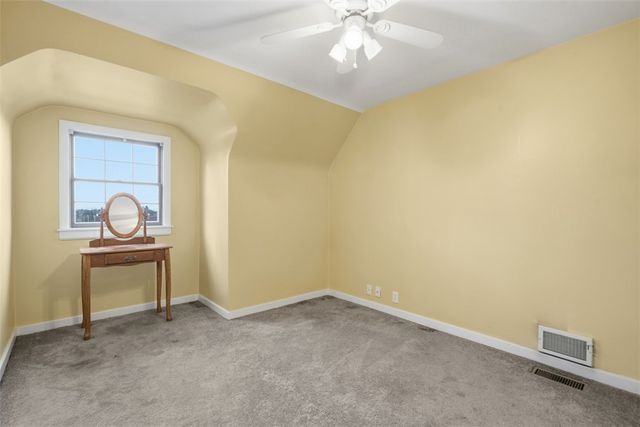 126 Leon Road, Green Tree, PA 15220