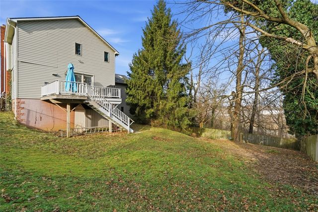 126 Leon Road, Green Tree, PA 15220