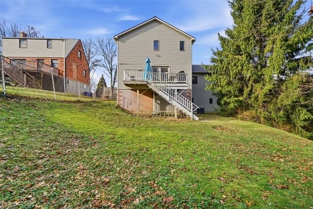 126 Leon Road, Green Tree, PA 15220