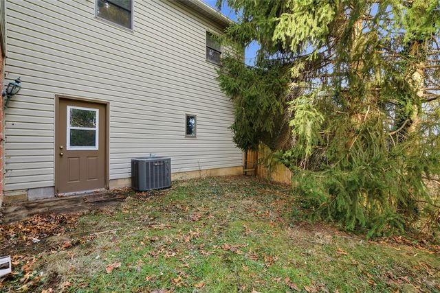 126 Leon Road, Green Tree, PA 15220