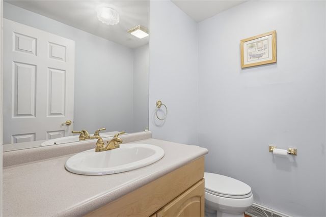 126 Leon Road, Green Tree, PA 15220