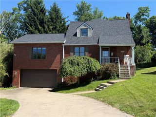 126 Leon Road, Green Tree, PA 15220