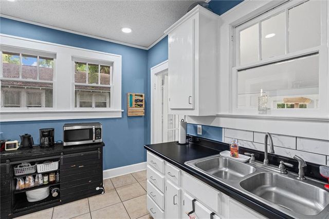 1150 Old Shell Road, Mobile, AL 36604