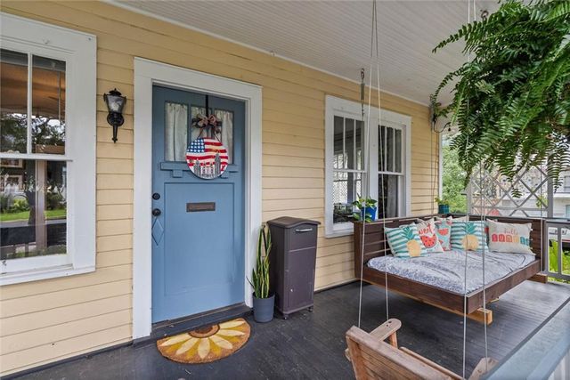 1150 Old Shell Road, Mobile, AL 36604