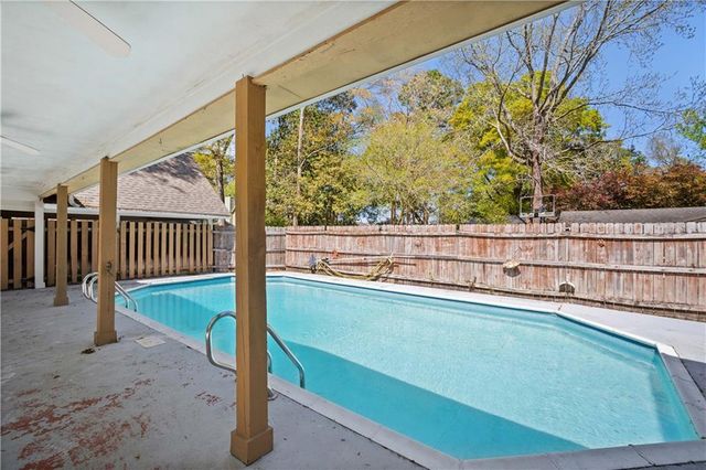 808 Henckley Avenue, Mobile, AL 36609