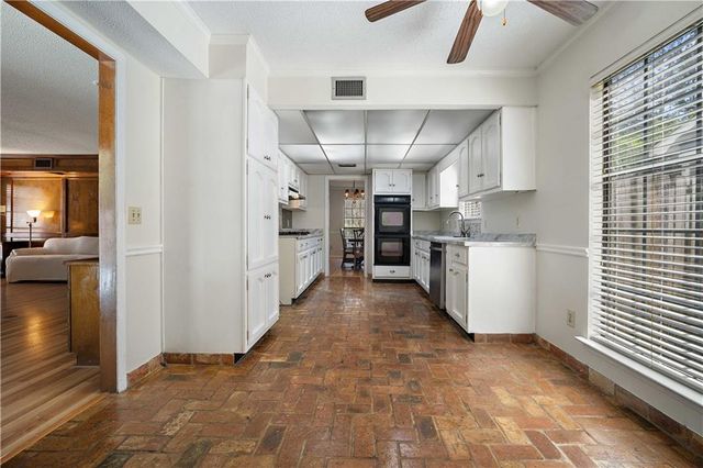 808 Henckley Avenue, Mobile, AL 36609