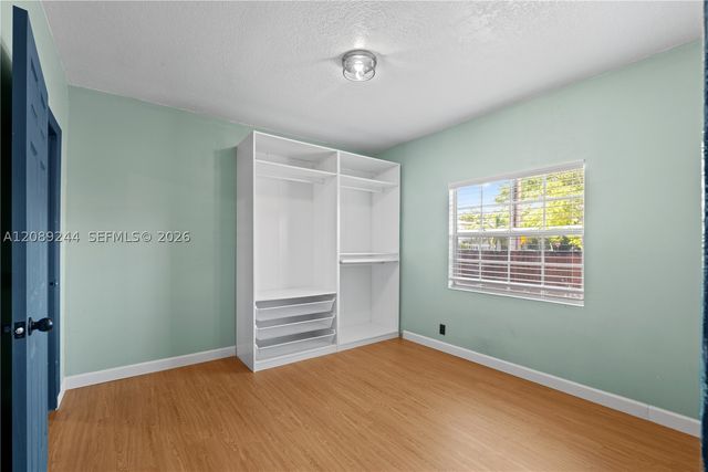 1010 SW 8th Ave, Miami, FL 33130