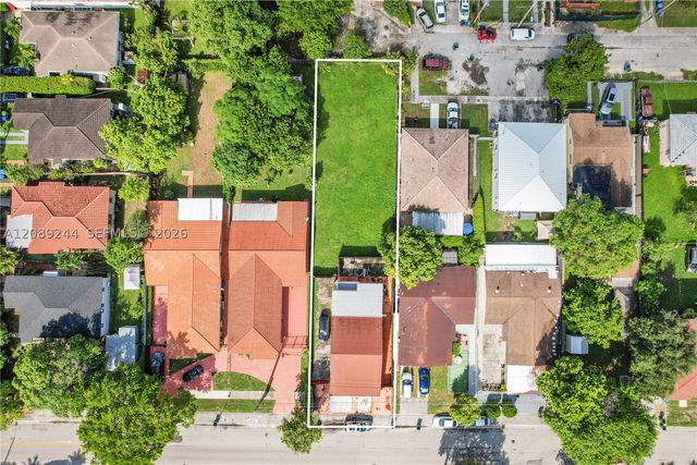 1010 SW 8th Ave, Miami, FL 33130