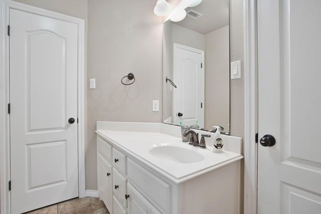5826 104th Street, Lubbock, TX 79424
