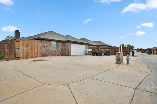 5826 104th Street, Lubbock, TX 79424