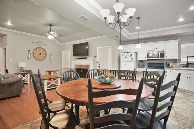 5826 104th Street, Lubbock, TX 79424
