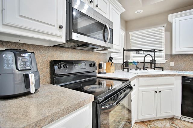 5826 104th Street, Lubbock, TX 79424