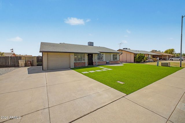 7953 W SAHUARO Drive, Peoria, AZ 85345