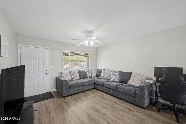 7953 W SAHUARO Drive, Peoria, AZ 85345