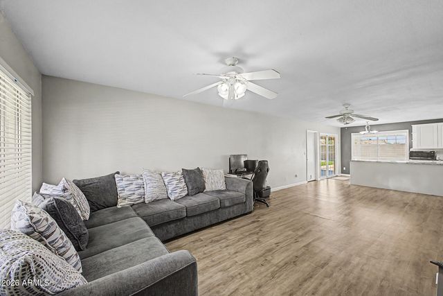 7953 W SAHUARO Drive, Peoria, AZ 85345