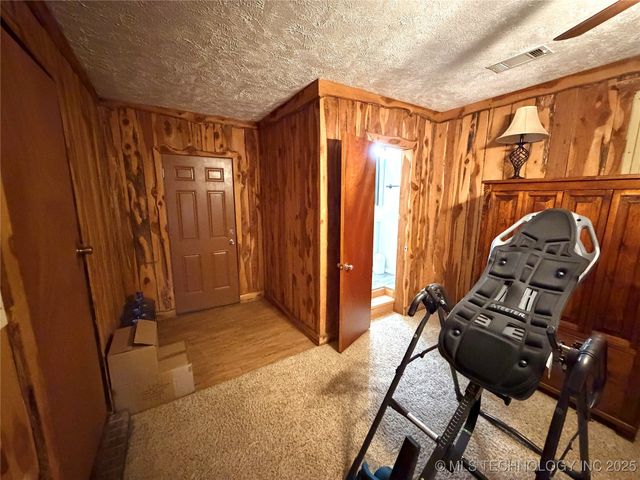 1880 McIntosh Road, Mead, OK 73449