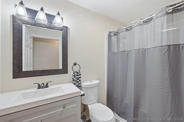 1880 McIntosh Road, Mead, OK 73449