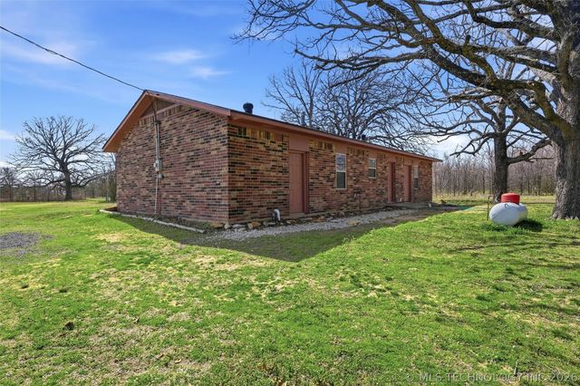 1880 McIntosh Road, Mead, OK 73449