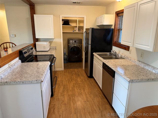 1880 McIntosh Road, Mead, OK 73449