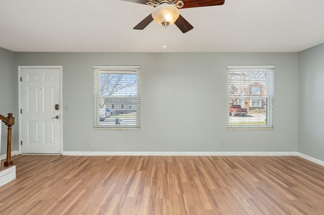5510 Country Dr Apt 122, Nashville, TN 37211