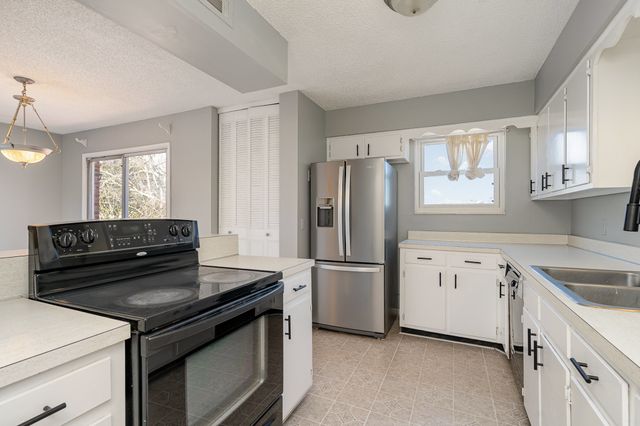 5510 Country Dr Apt 122, Nashville, TN 37211