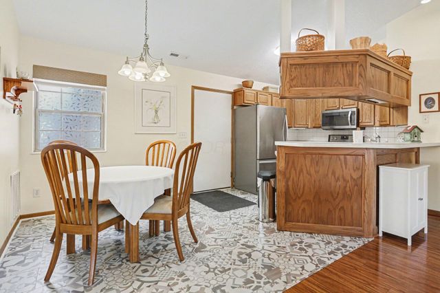 4110 Wiston Drive, Groveport, OH 43125