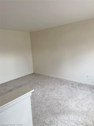 24522 Hass Street, Dearborn Heights, MI 48127