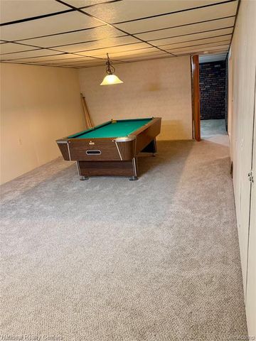 24522 Hass Street, Dearborn Heights, MI 48127