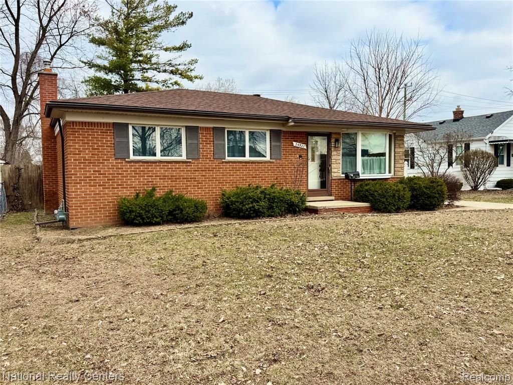 24522 Hass Street, Dearborn Heights, MI 48127