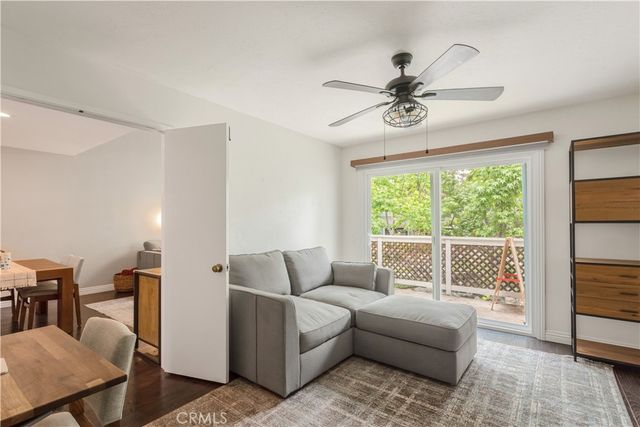 700 E Lake Drive 27, Orange, CA 92866
