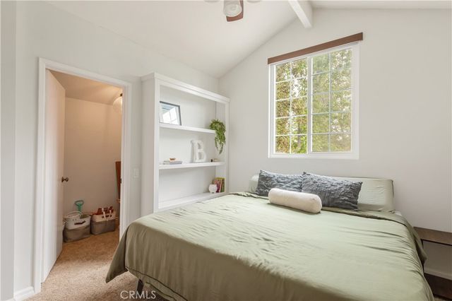 700 E Lake Drive 27, Orange, CA 92866