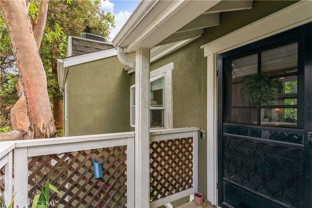 700 E Lake Drive 27, Orange, CA 92866