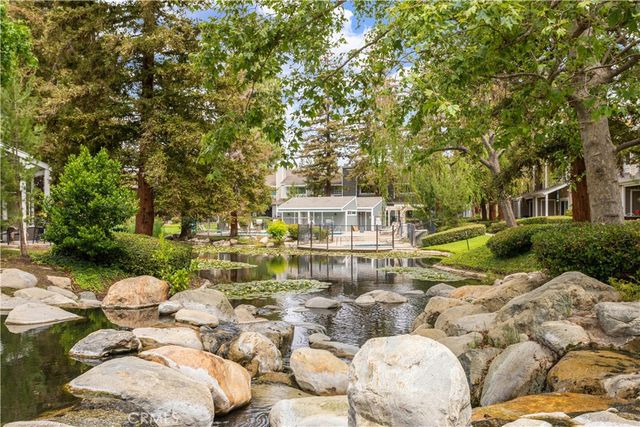 700 E Lake Drive 27, Orange, CA 92866