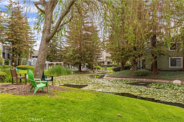 700 E Lake Drive 27, Orange, CA 92866