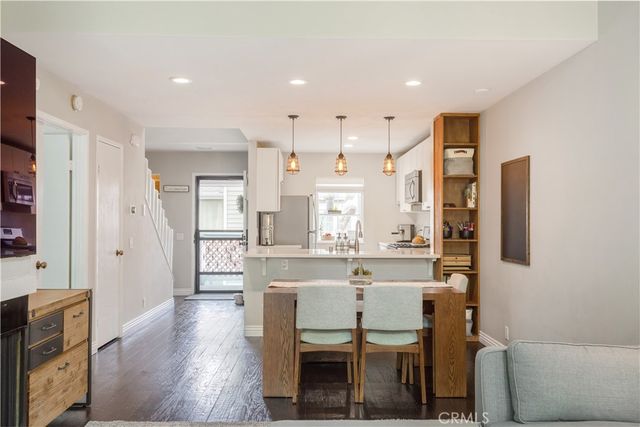 700 E Lake Drive 27, Orange, CA 92866