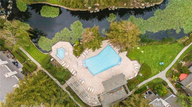 700 E Lake Drive 27, Orange, CA 92866