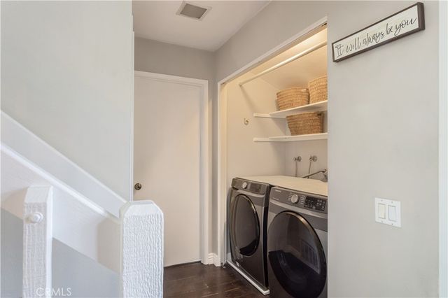700 E Lake Drive 27, Orange, CA 92866