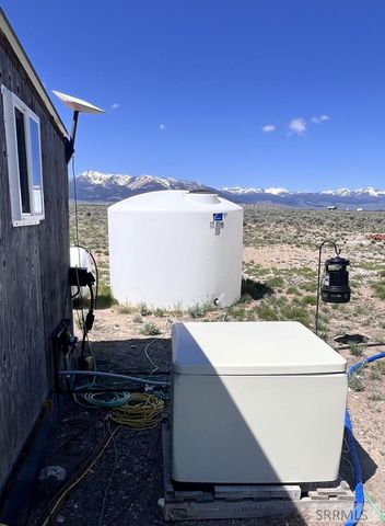 22 Sutton Lane, Leadore, ID 83464