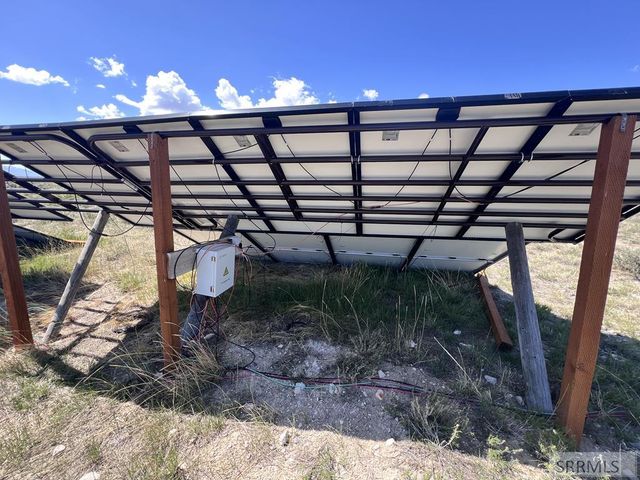 22 Sutton Lane, Leadore, ID 83464