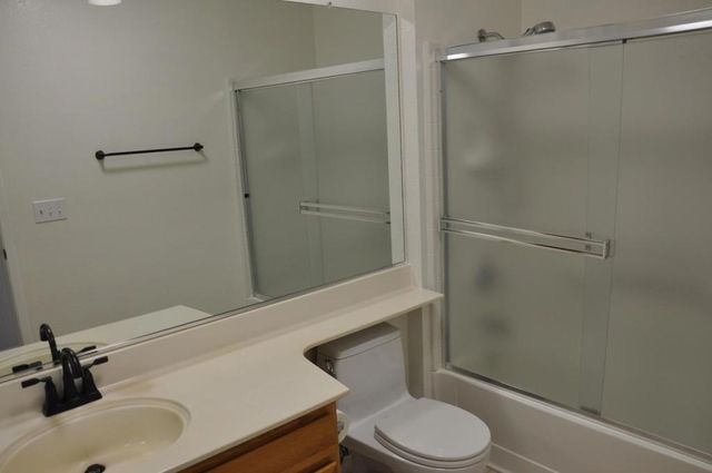 541 Leisure Court, Hollister, CA 95023
