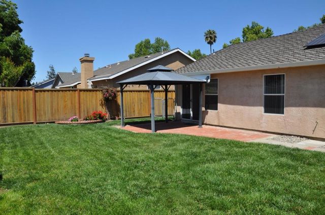541 Leisure Court, Hollister, CA 95023