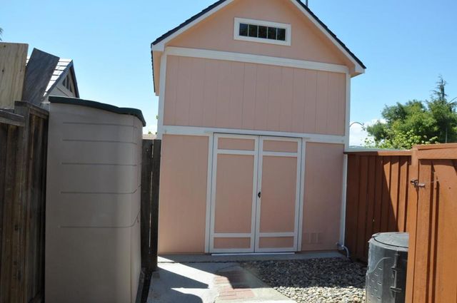 541 Leisure Court, Hollister, CA 95023