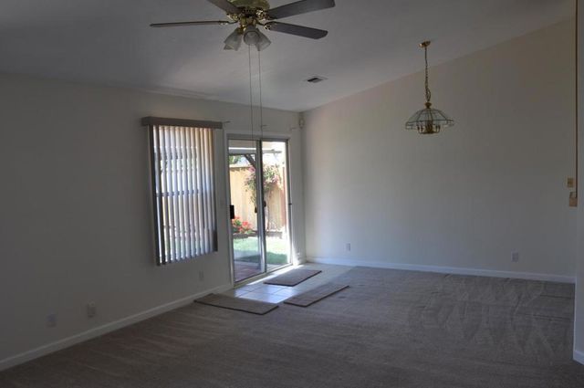 541 Leisure Court, Hollister, CA 95023