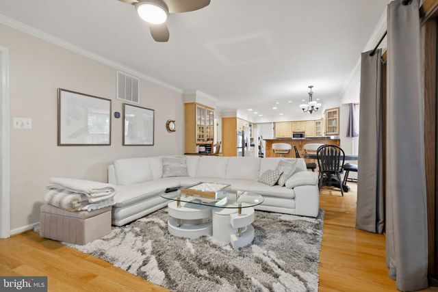 3219 GRASSMERE CT, Herndon, VA 20171