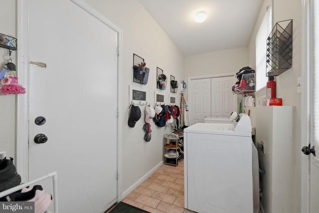 3219 GRASSMERE CT, Herndon, VA 20171