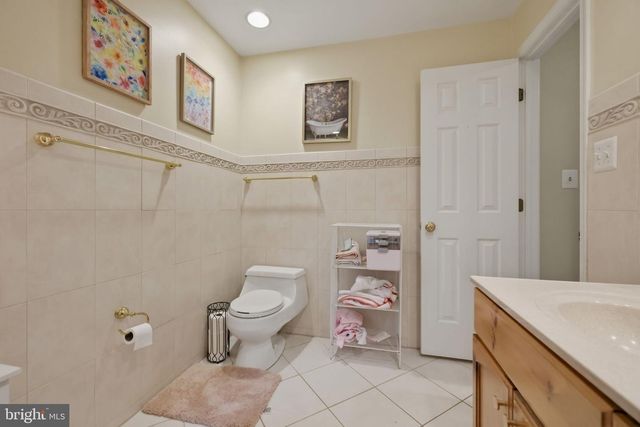 3219 GRASSMERE CT, Herndon, VA 20171