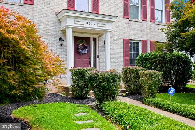 3219 GRASSMERE CT, Herndon, VA 20171