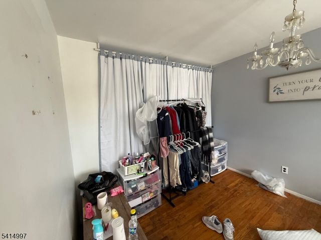 29 Brooklyn Mountain Rd, Hopatcong Boro, NJ 07843