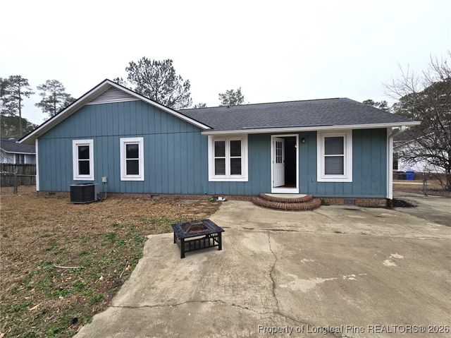 5600 Woodlake Court, Fayetteville, NC 28311