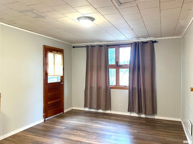 1206 W Chautauqua Street, Carbondale, IL 62901